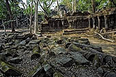 Angkor - ruins of Beng Mealea